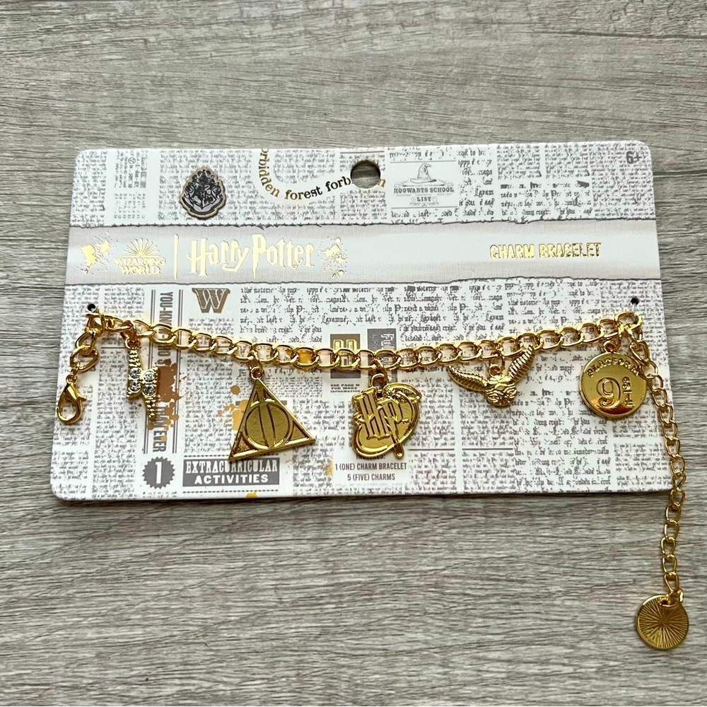 BRAND NEW - EPIC Universe Harry Potter - Charm Bracelet